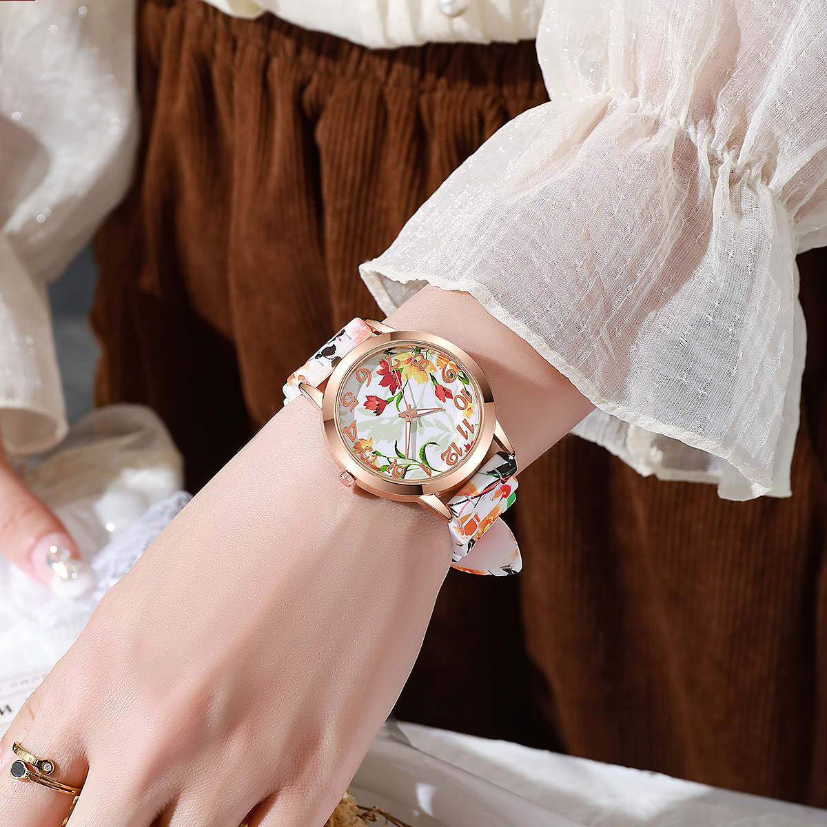 2/3/4/5PCS Fashion Flowers Pri - مراجعة Silicone Band Women وسعره