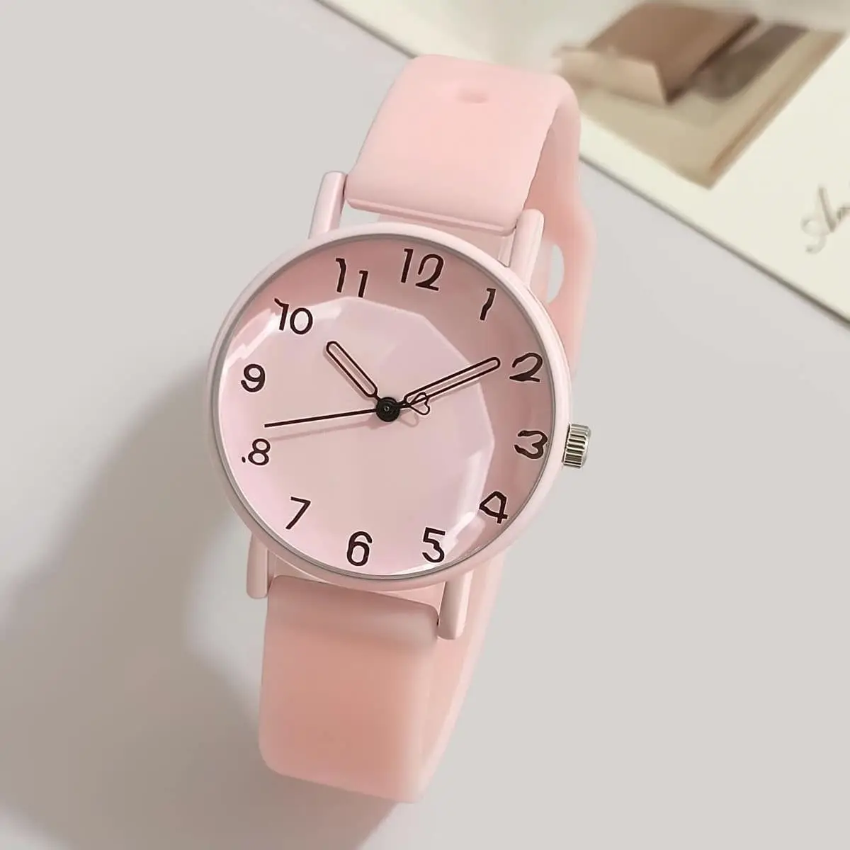 New Minimalist Women Watch Sil - مراجعة Silicone Band Women وسعره
